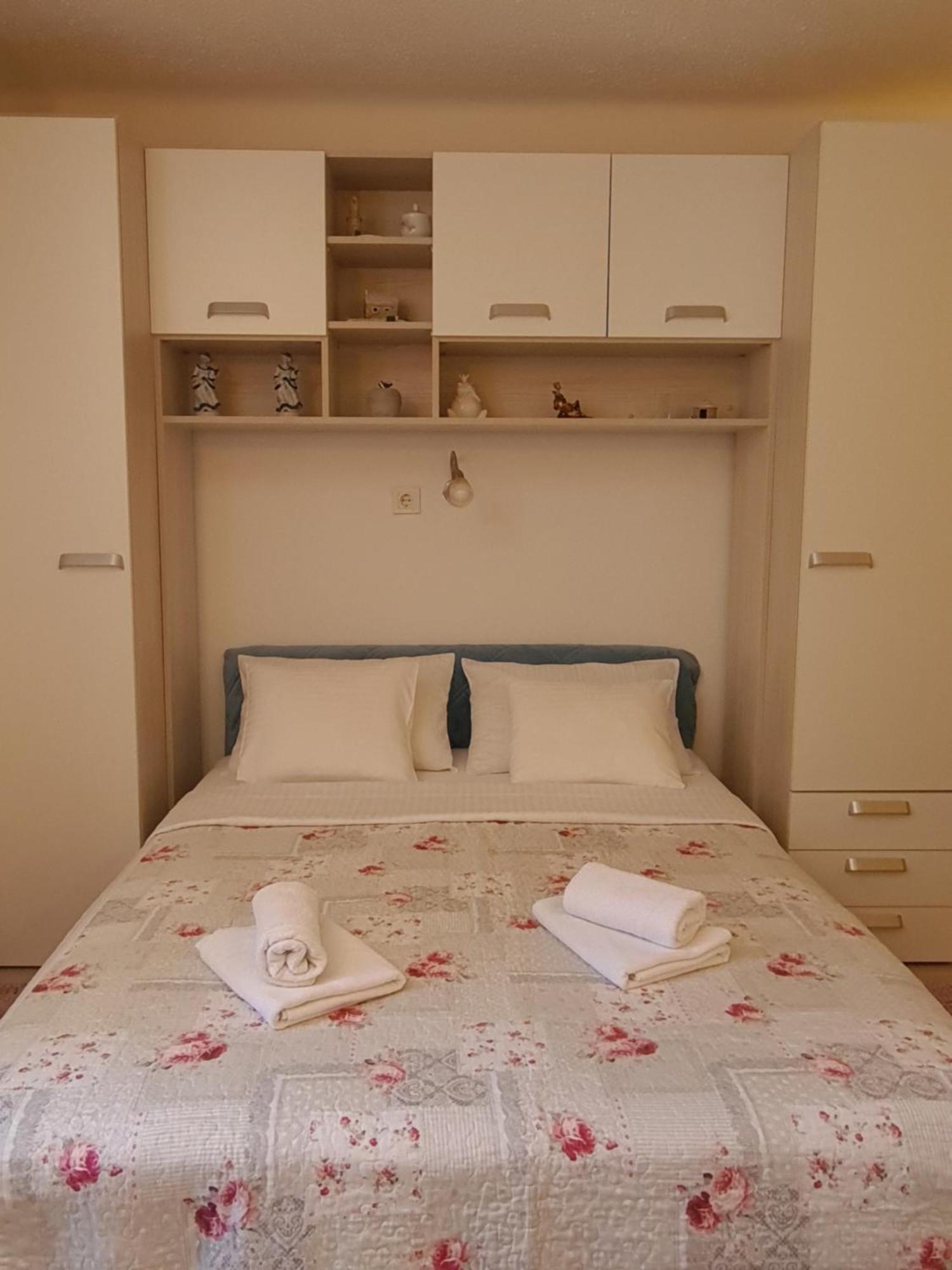 Private Room In The Center Of Split Buitenkant foto